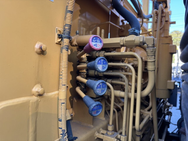 三菱ふそうスーパーグレートセルフローダー大型（10t）[写真11]