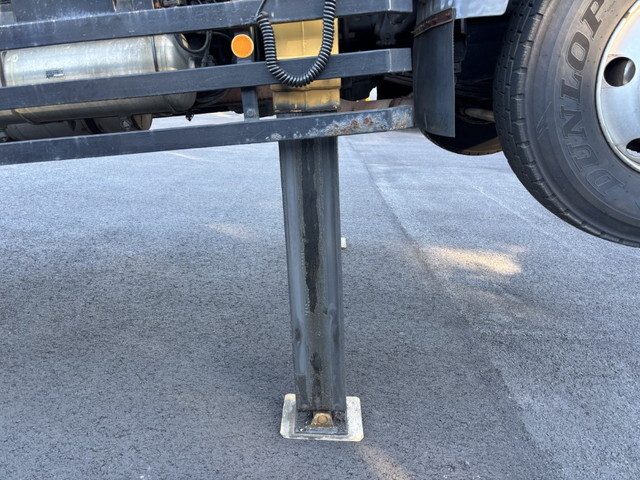 三菱ふそうスーパーグレートセルフローダー大型（10t）[写真14]