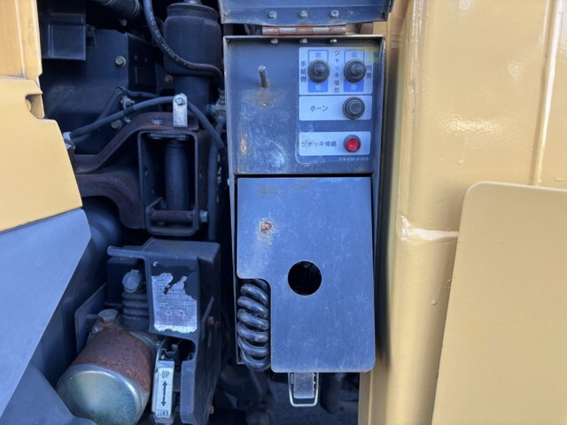 三菱ふそうスーパーグレートセルフローダー大型（10t）[写真25]