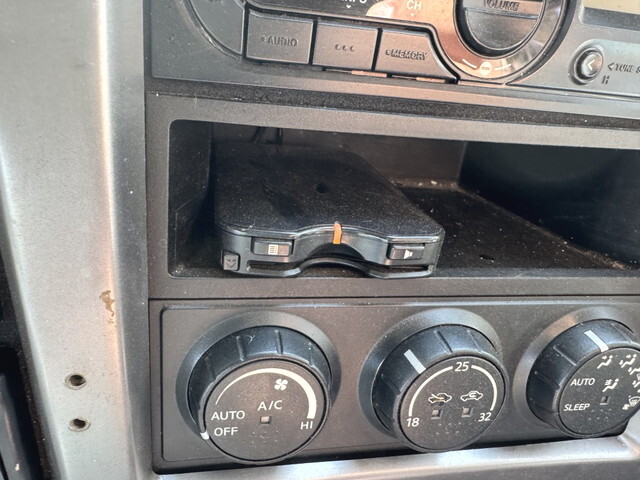 UDトラックスクオントレーラーヘッド（トラクターヘッド）大型（10t）[写真16]