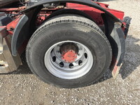 UDトラックスクオントレーラーヘッド（トラクターヘッド）大型（10t）[写真22]