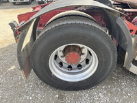 UDトラックスクオントレーラーヘッド（トラクターヘッド）大型（10t）[写真30]