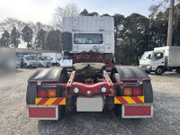 UDトラックスクオントレーラーヘッド（トラクターヘッド）大型（10t）[写真07]