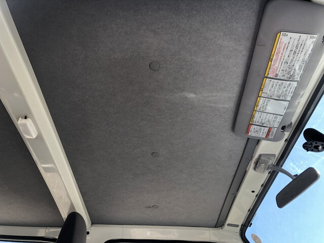 いすゞエルフダブルキャブ（Wキャブ）小型（2t・3t）[写真13]