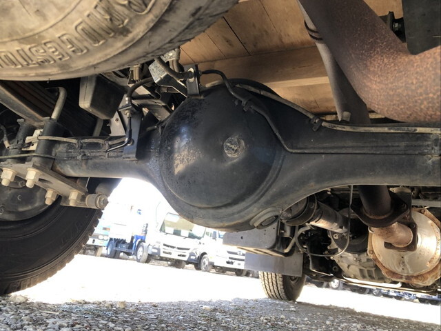 いすゞエルフダブルキャブ（Wキャブ）小型（2t・3t）[写真26]