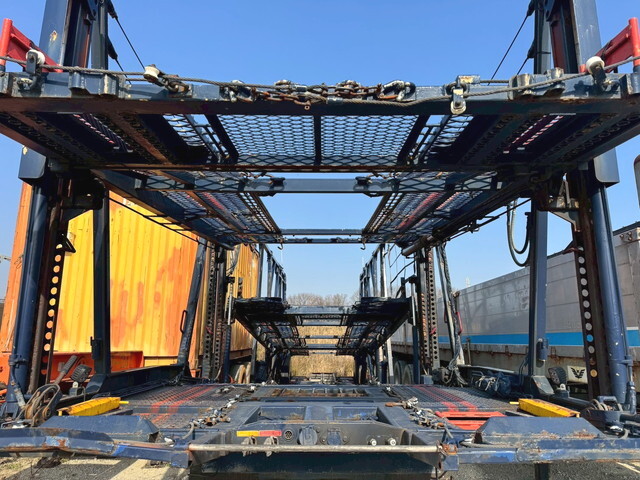 その他のメーカーその他の車種車載トレーラー（キャリアトレーラー）大型（10t）[写真33]