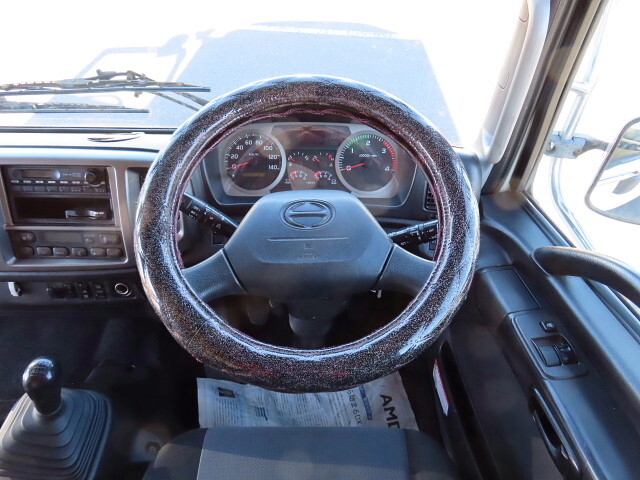 日野レンジャーアルミバン中型（4t）[写真23]