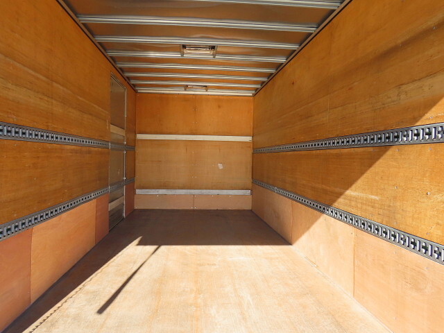 日野レンジャーアルミバン中型（4t）[写真36]