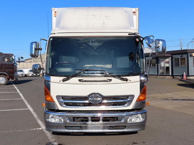 日野レンジャーアルミバン中型（4t）[写真05]