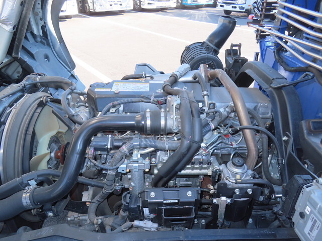 いすゞフォワードクレーン4段増トン（6t・8t）[写真14]