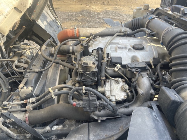 三菱ふそうファイターコンテナ専用車中型（4t）[写真24]