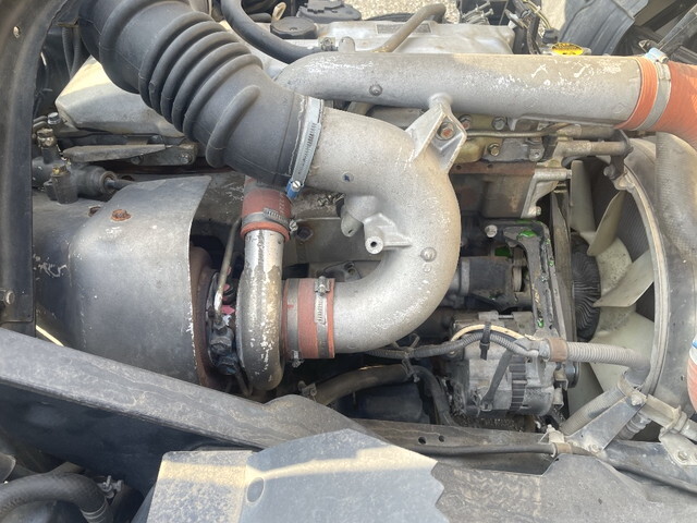 三菱ふそうファイターコンテナ専用車中型（4t）[写真25]