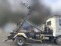 三菱ふそうファイターコンテナ専用車中型（4t）[写真07]