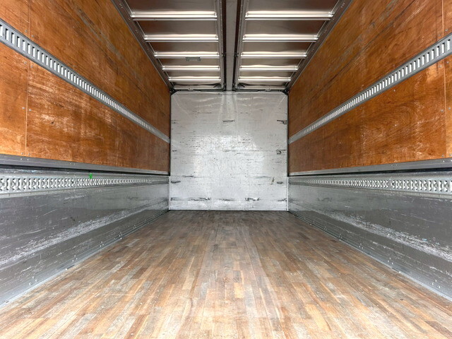 日野レンジャーアルミウイング中型（4t）[写真10]