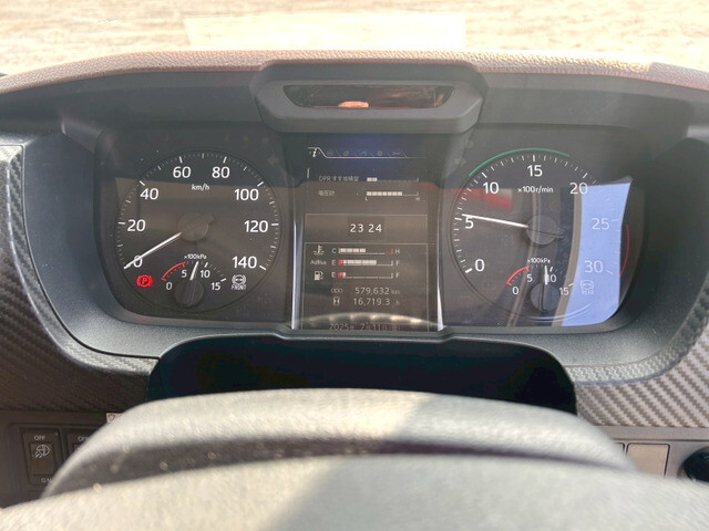 日野レンジャーアルミウイング中型（4t）[写真24]