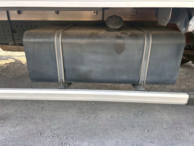 日野レンジャーアルミウイング中型（4t）[写真29]