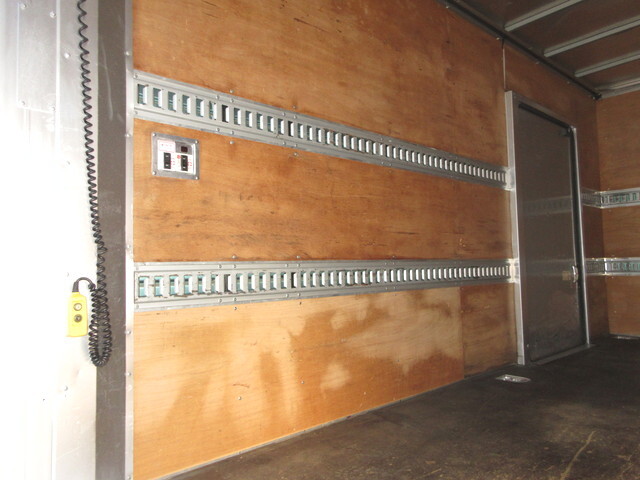 トヨタトヨエースアルミバン小型（2t・3t）[写真10]