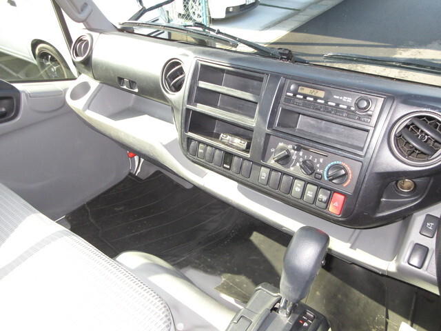 トヨタトヨエースアルミバン小型（2t・3t）[写真26]