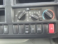 トヨタトヨエース幌ウイング小型（2t・3t）[写真20]