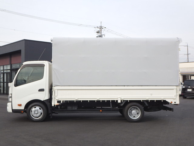 トヨタトヨエース幌ウイング小型（2t・3t）[写真05]