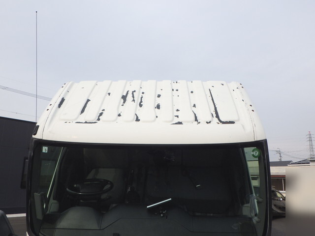 トヨタトヨエース幌ウイング小型（2t・3t）[写真09]