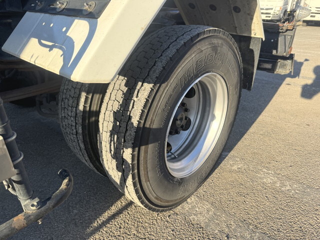 三菱ふそうファイターコンテナ専用車中型（4t）[写真22]