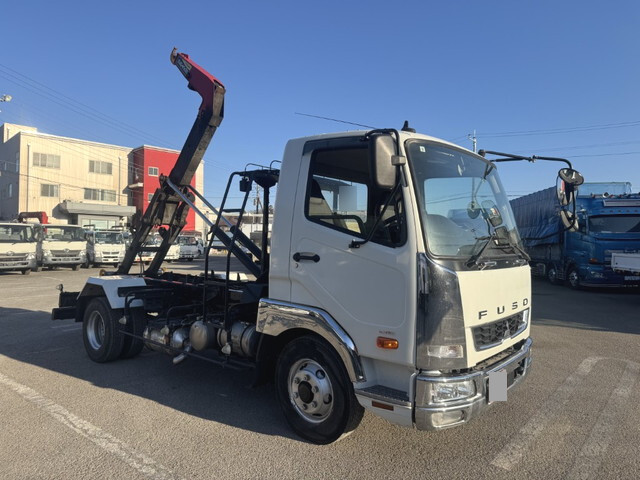三菱ふそうファイターコンテナ専用車中型（4t）[写真03]