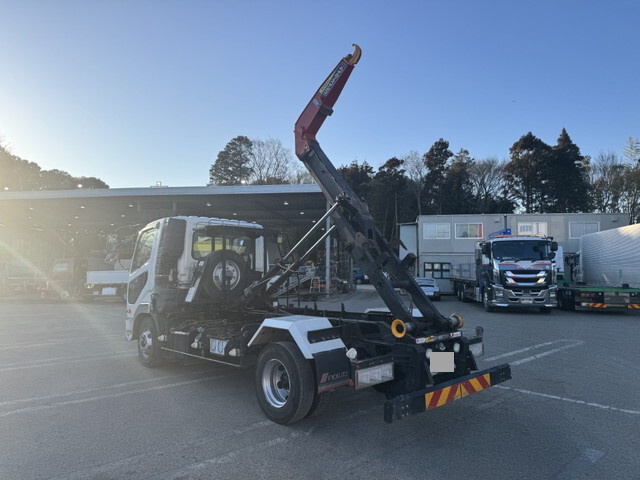 三菱ふそうファイターコンテナ専用車中型（4t）[写真04]