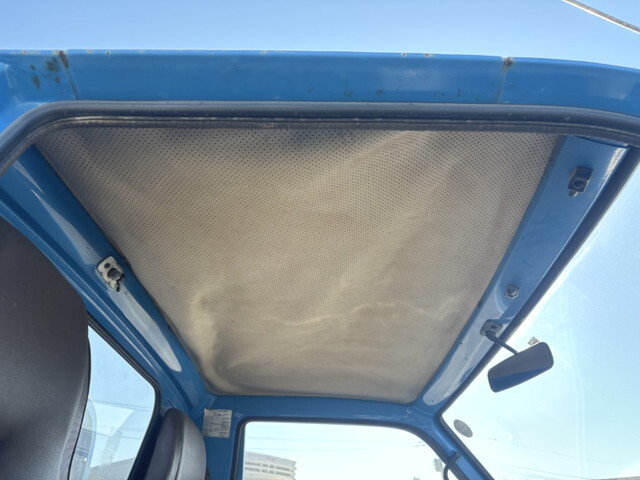 いすゞエルフダンプ小型（2t・3t）[写真14]