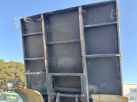 いすゞエルフダンプ小型（2t・3t）[写真24]