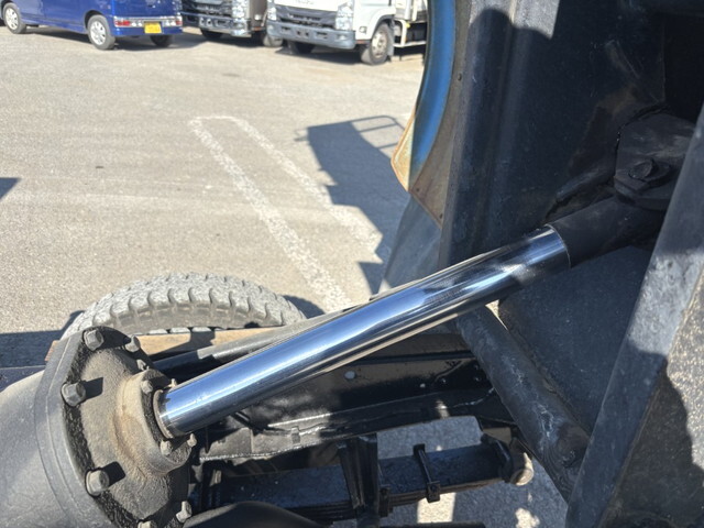 いすゞエルフダンプ小型（2t・3t）[写真24]