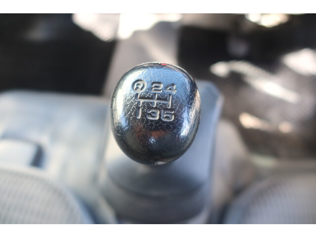 トヨタトヨエース平ボディ小型（2t・3t）[写真39]