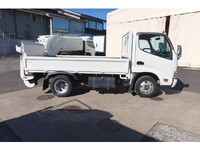 トヨタトヨエース平ボディ小型（2t・3t）[写真07]