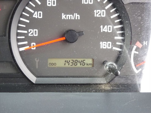 いすゞエルフ平ボディ小型（2t・3t）[写真17]