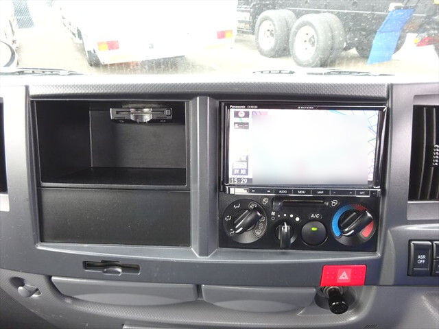 いすゞエルフ平ボディ小型（2t・3t）[写真19]