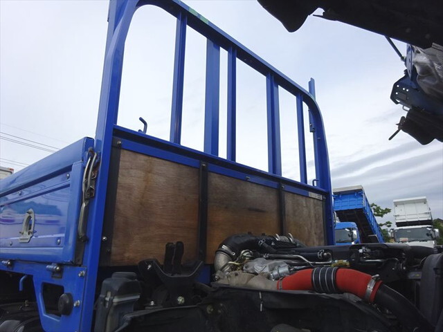 いすゞエルフ平ボディ小型（2t・3t）[写真26]