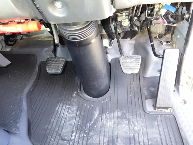 いすゞエルフ平ボディ小型（2t・3t）[写真18]