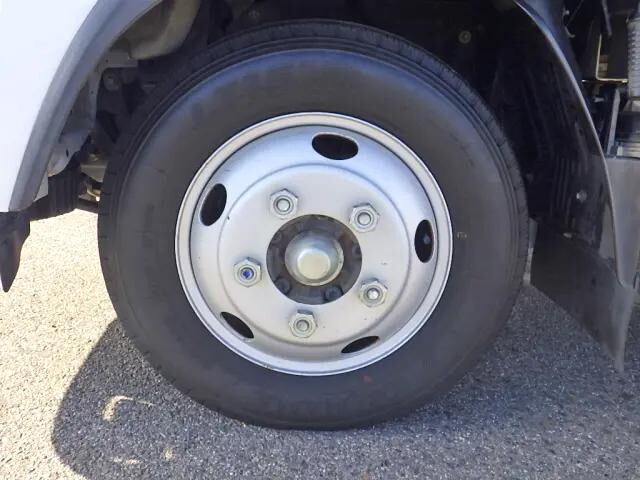 いすゞエルフ平ボディ小型（2t・3t）[写真22]