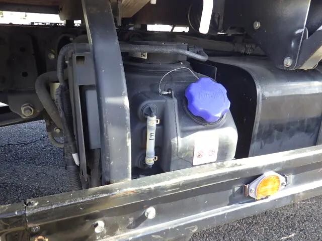 いすゞエルフ平ボディ小型（2t・3t）[写真38]