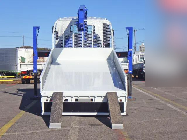 いすゞエルフセルフクレーン4段小型（2t・3t）[写真10]