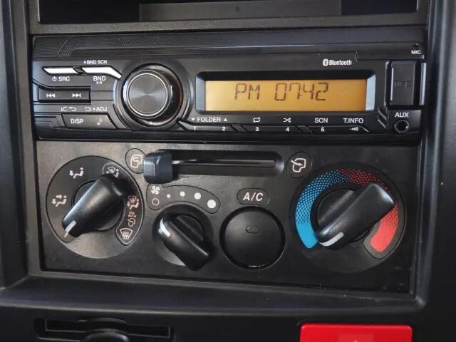 いすゞエルフセルフクレーン4段小型（2t・3t）[写真19]