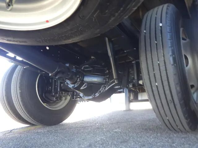 いすゞエルフセルフクレーン4段小型（2t・3t）[写真22]