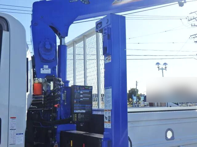 いすゞエルフセルフクレーン4段小型（2t・3t）[写真30]