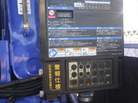 いすゞエルフセルフクレーン4段小型（2t・3t）[写真35]