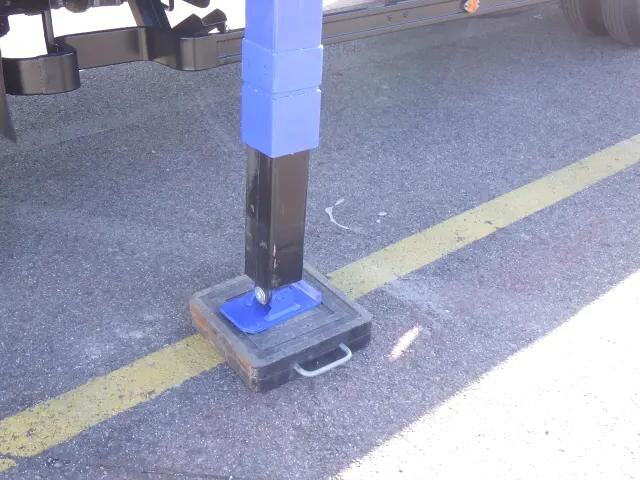 いすゞエルフセルフクレーン4段小型（2t・3t）[写真35]