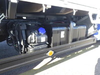 いすゞエルフセルフクレーン4段小型（2t・3t）[写真39]