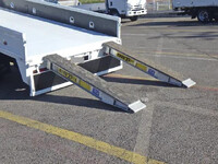 いすゞエルフセルフクレーン4段小型（2t・3t）[写真04]