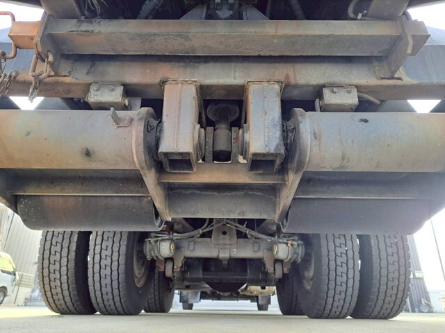 いすゞギガコンテナ専用車大型（10t）[写真22]