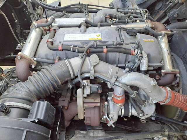 いすゞギガコンテナ専用車大型（10t）[写真27]