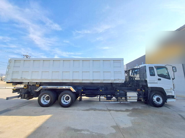 いすゞギガコンテナ専用車大型（10t）[写真06]